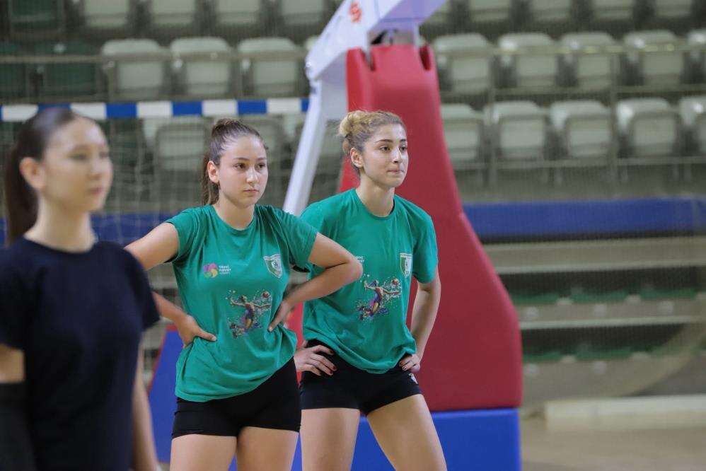 Muğla’nın Voleybol Yıldızları Analig İl Karması İçin Ter Döktü 1