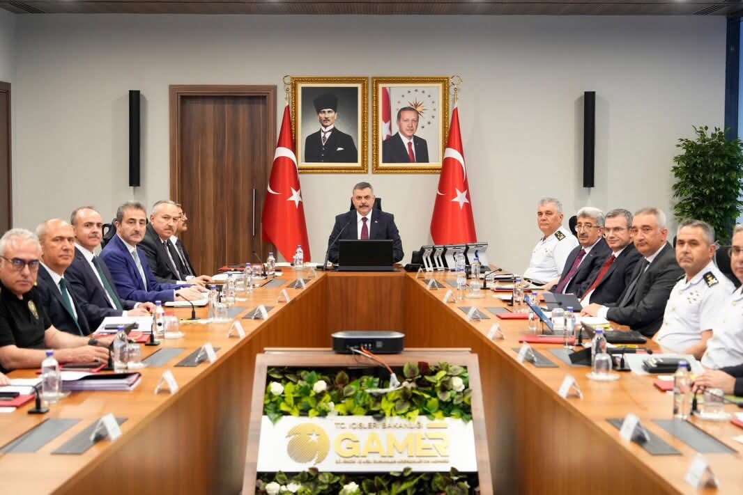 Muğla Valisi Akbıyık'ın Katıldığı Toplantıda Sahipsiz Hayvanlar Gündemde 3