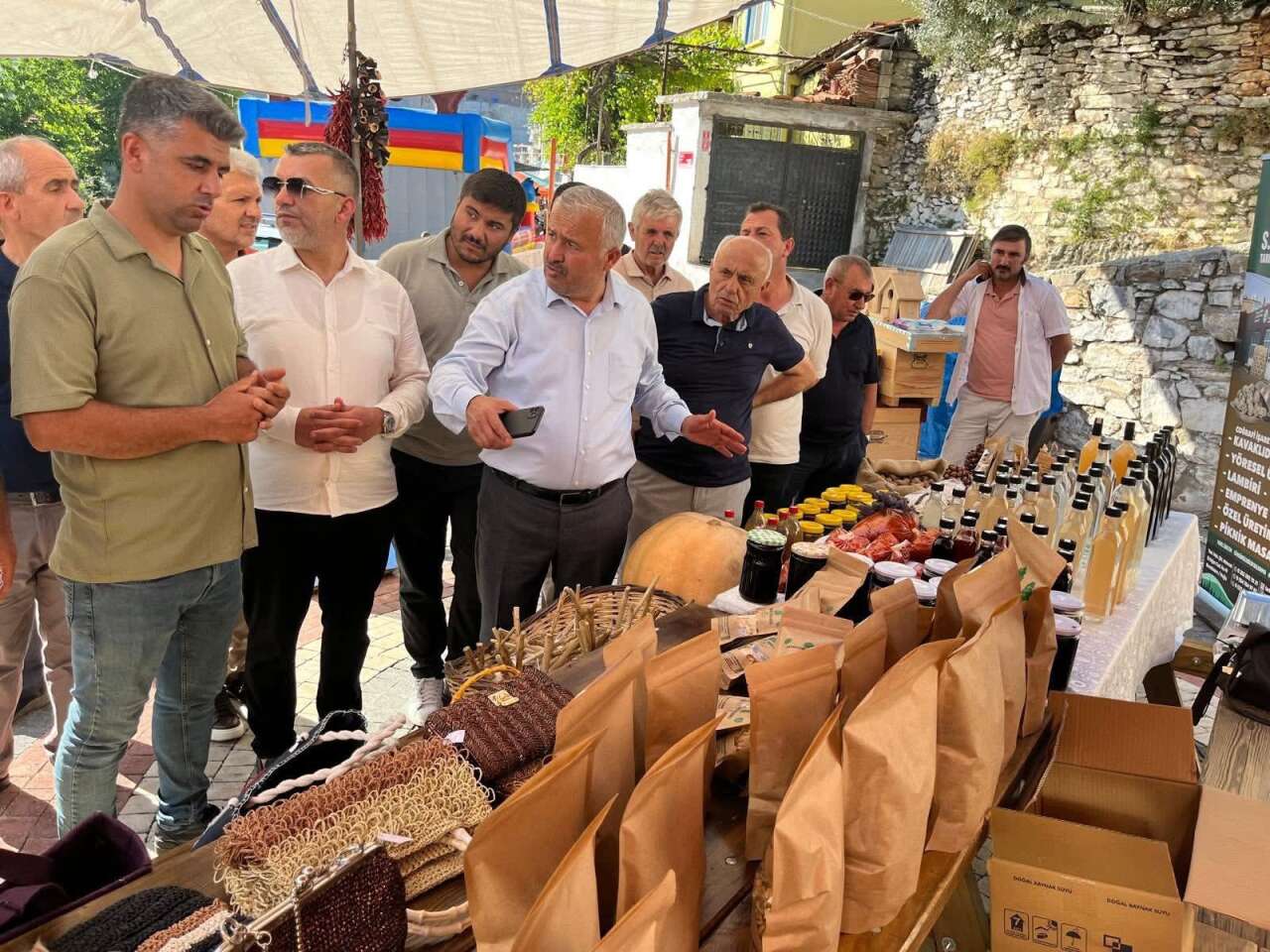 Kavaklıdere'de Bakır ve Yöresel Ürünler Festivali Coşkusu Sürüyor 1
