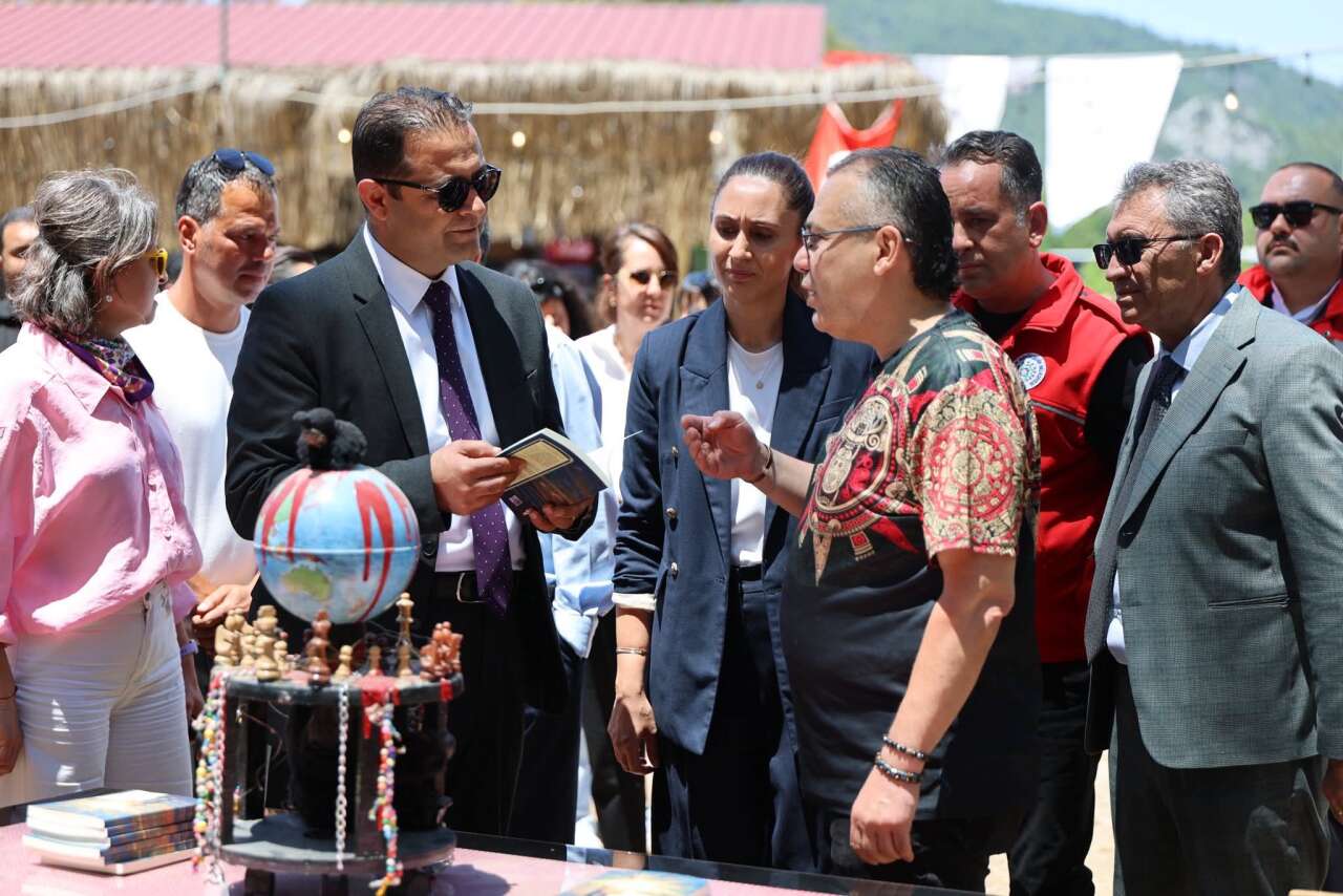 Marmaris’te Dünya Çevre Günü Coşkusu: Çocuklar Doğayı Öğrenerek Eğlendi 4