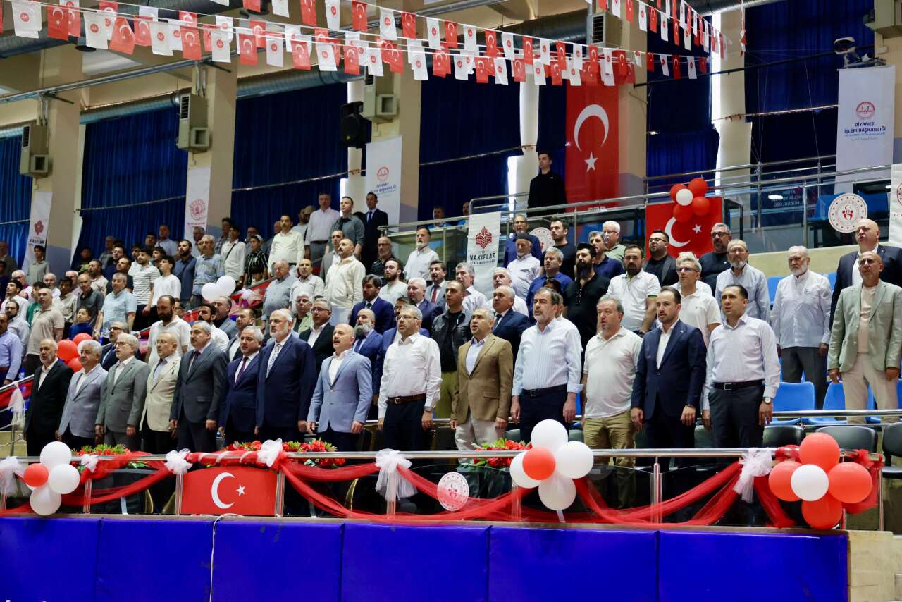 Aydın’da Muhteşem Hafızlık İcazet Programı: 115 Hafız Düzenlenen Törenle Belgelerine Kavuştu 6