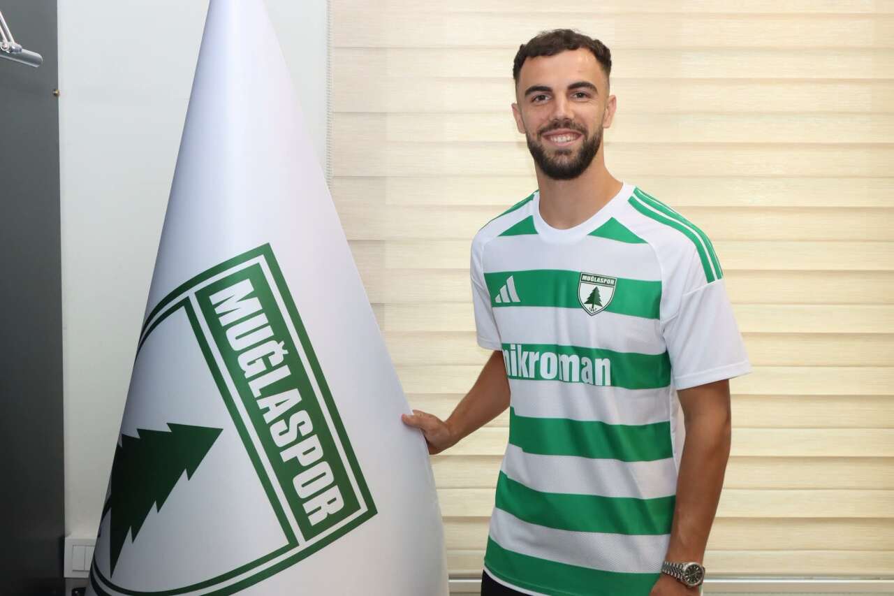 Muğlaspor, Jurgen Çelhaka'yı Kadrosuna Kattı 2