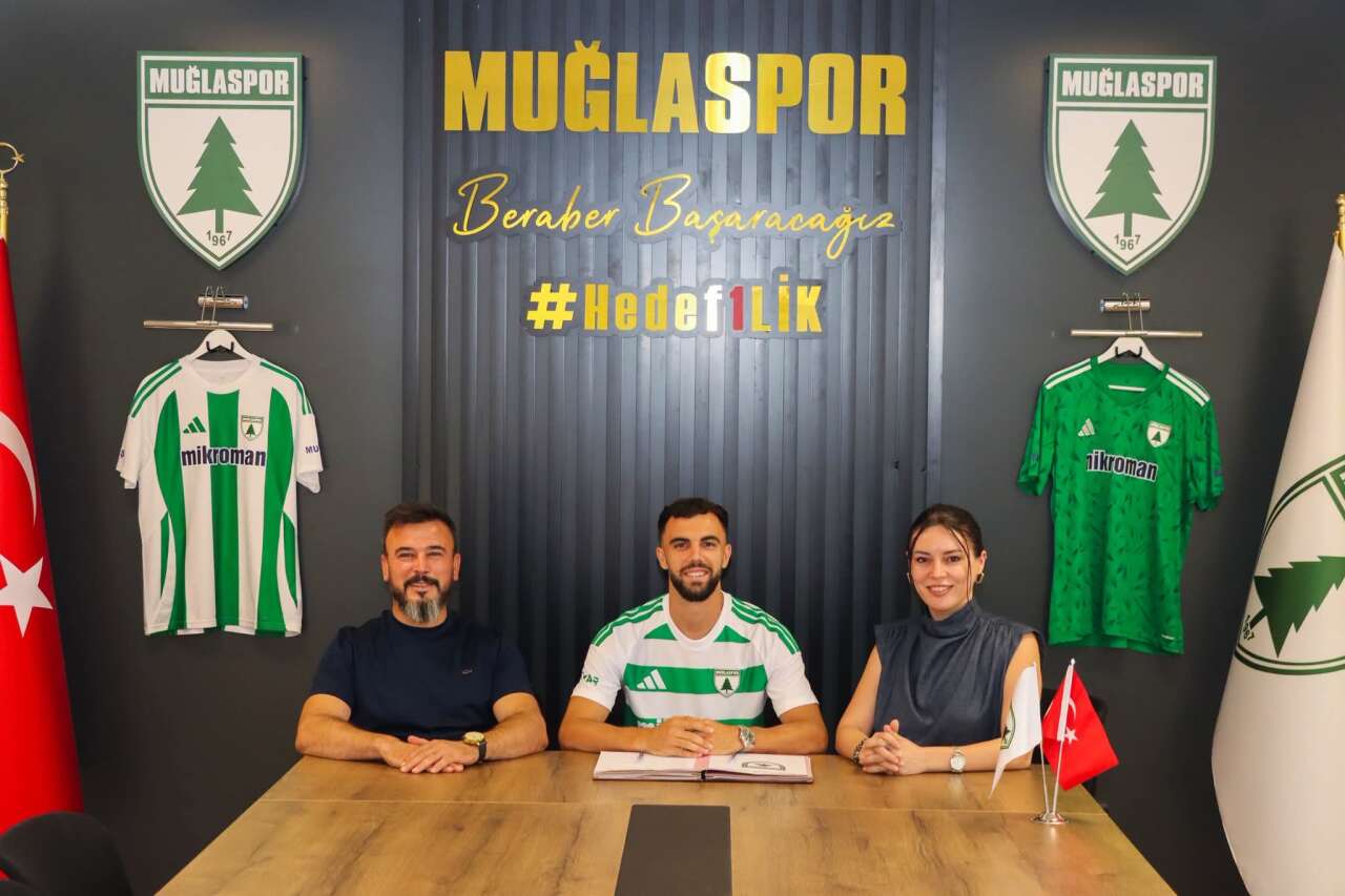 Muğlaspor, Jurgen Çelhaka'yı Kadrosuna Kattı 1