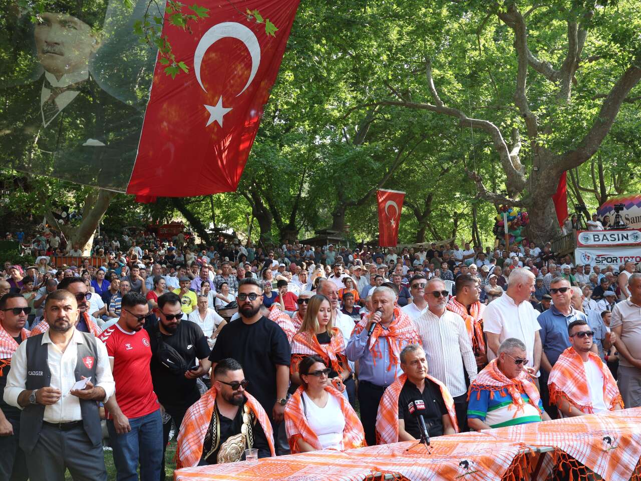Menteşe Beşpınar Güreşlerinde Ağalık Rekoru: Hanımağa En Yüksek Teklifi Verdi 1