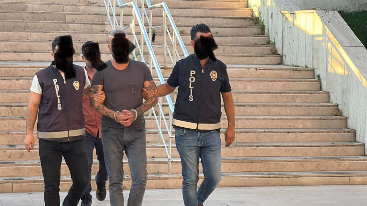 Muğla'da Kadın Cinayeti: Sevgilisini Döverek Öldürdüğü İddia Edilen Şüpheli Adliyeye Sevk Edildi 1