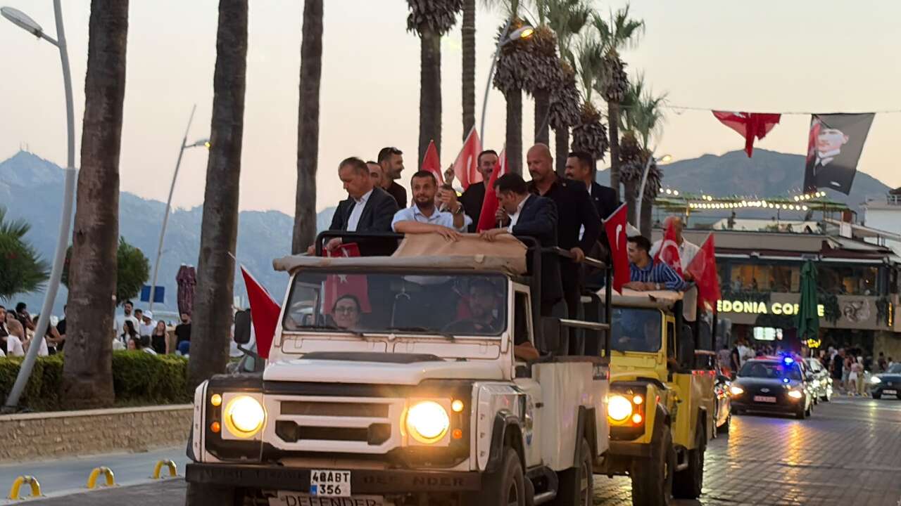 Marmaris’te 15 Temmuz Anma Programı Kortej Yürüyüşüyle Başladı 2