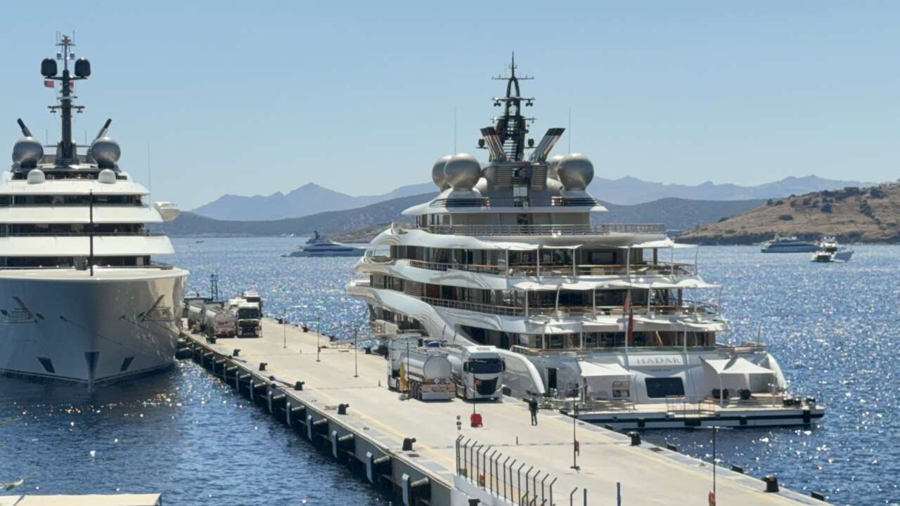 Bodrum’da Süper Yatlara 21 Tankerle 600 Bin Litre Yakıt İkmali 2