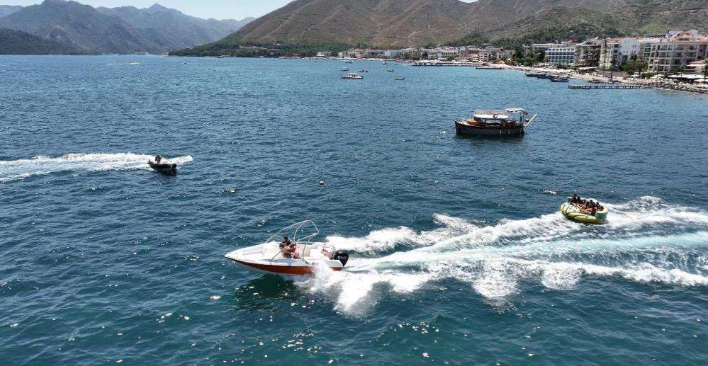 Marmaris'te Su Sporlarına Yoğun İlgi: Yerli Üretim Jet Car Gözde Aktivite Oldu 4