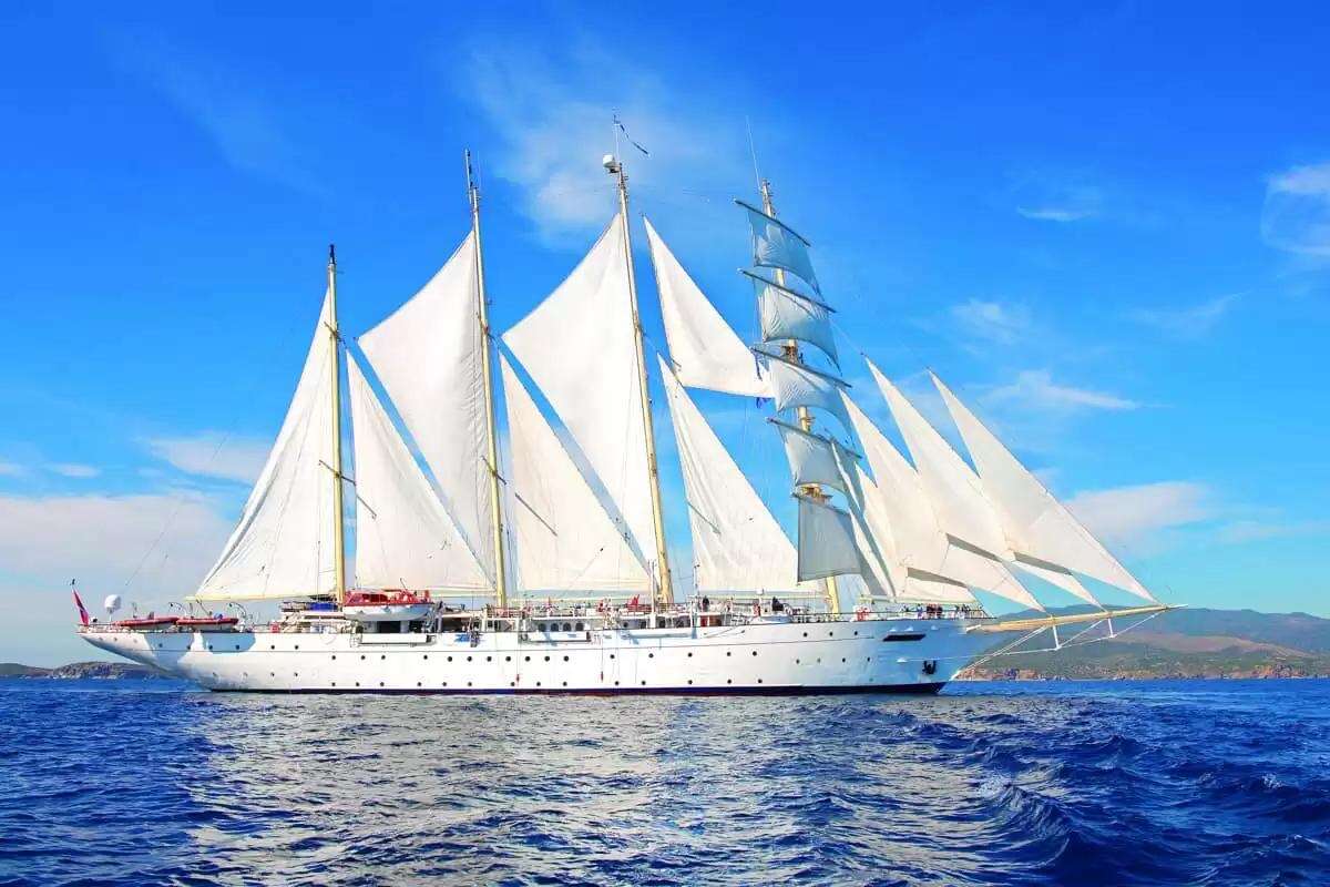 19'uncu Yüzyıl Gemilerinden İlham Alınarak Yapılan 16 Gerçek Yelkeniyle Star Flyer Limana Damga Vurdu: Bodrum Cruise Port'ta Ayn 2