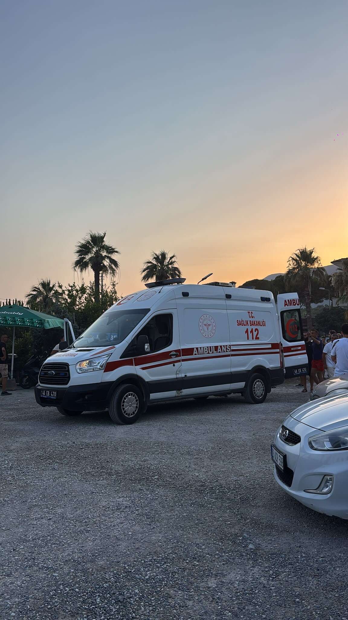 Akyaka’da Tartışma Bıçaklı Kavgaya Dönüştü: 2 Yaralı 1