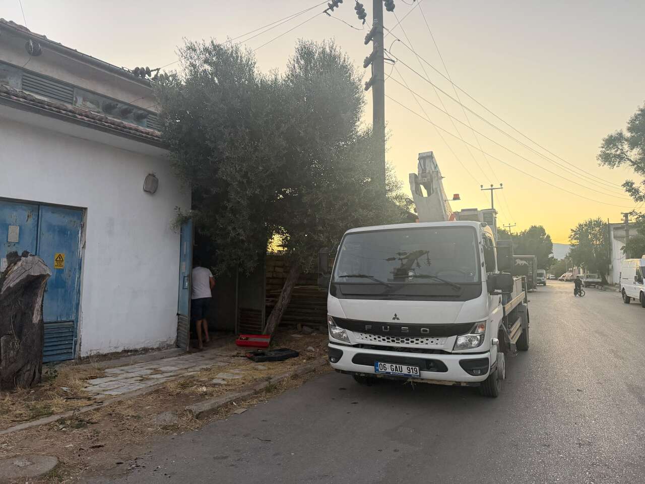 Muğla’da Trafo Arızası Mesaiyi Vurdu: Sanayi Esnafı Kepenk Kapatamadı 1