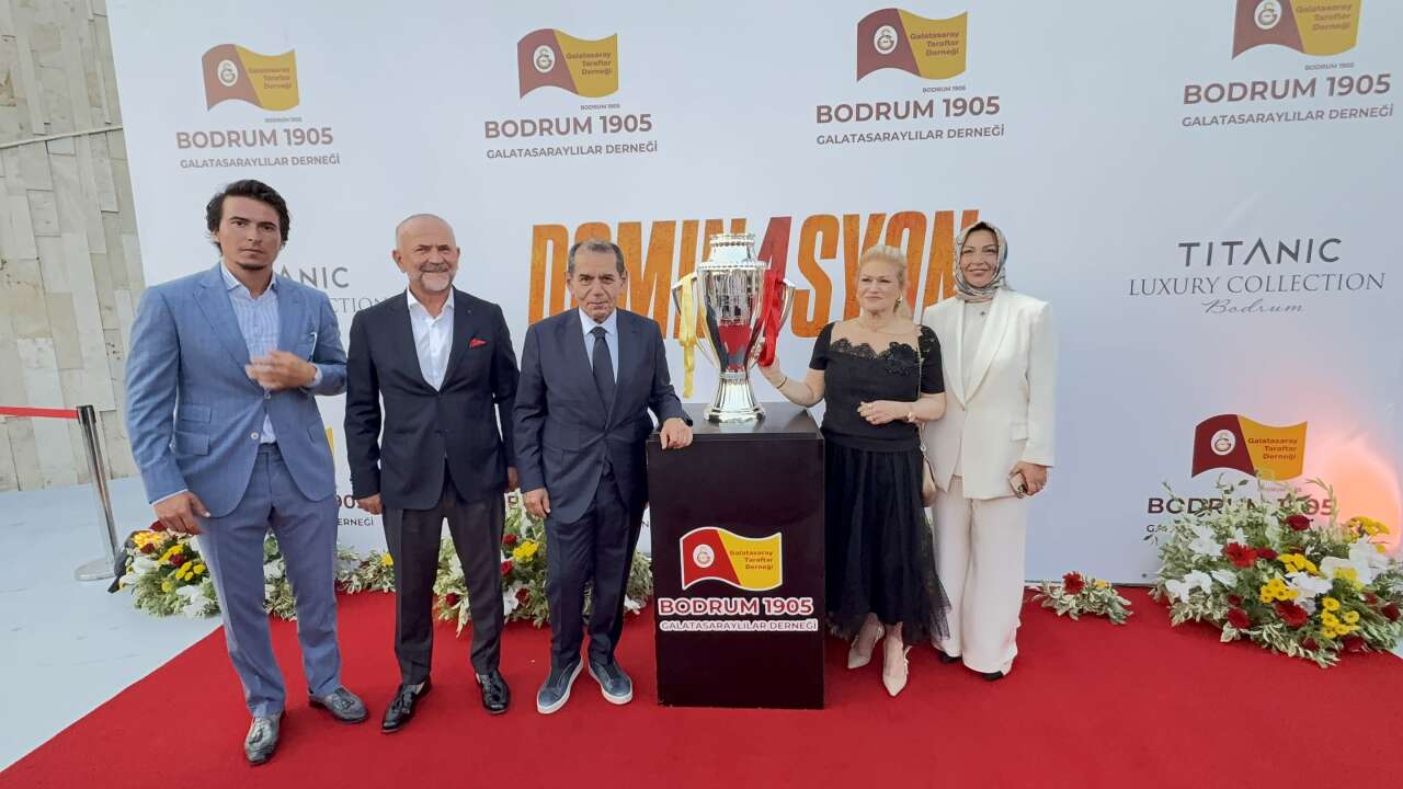 Dursun Özbek: "Şampiyonlar Ligi'nde İstediğimiz Neticeleri Almak Üzere Bir Takım Hazırlığı Yapıyoruz" 3