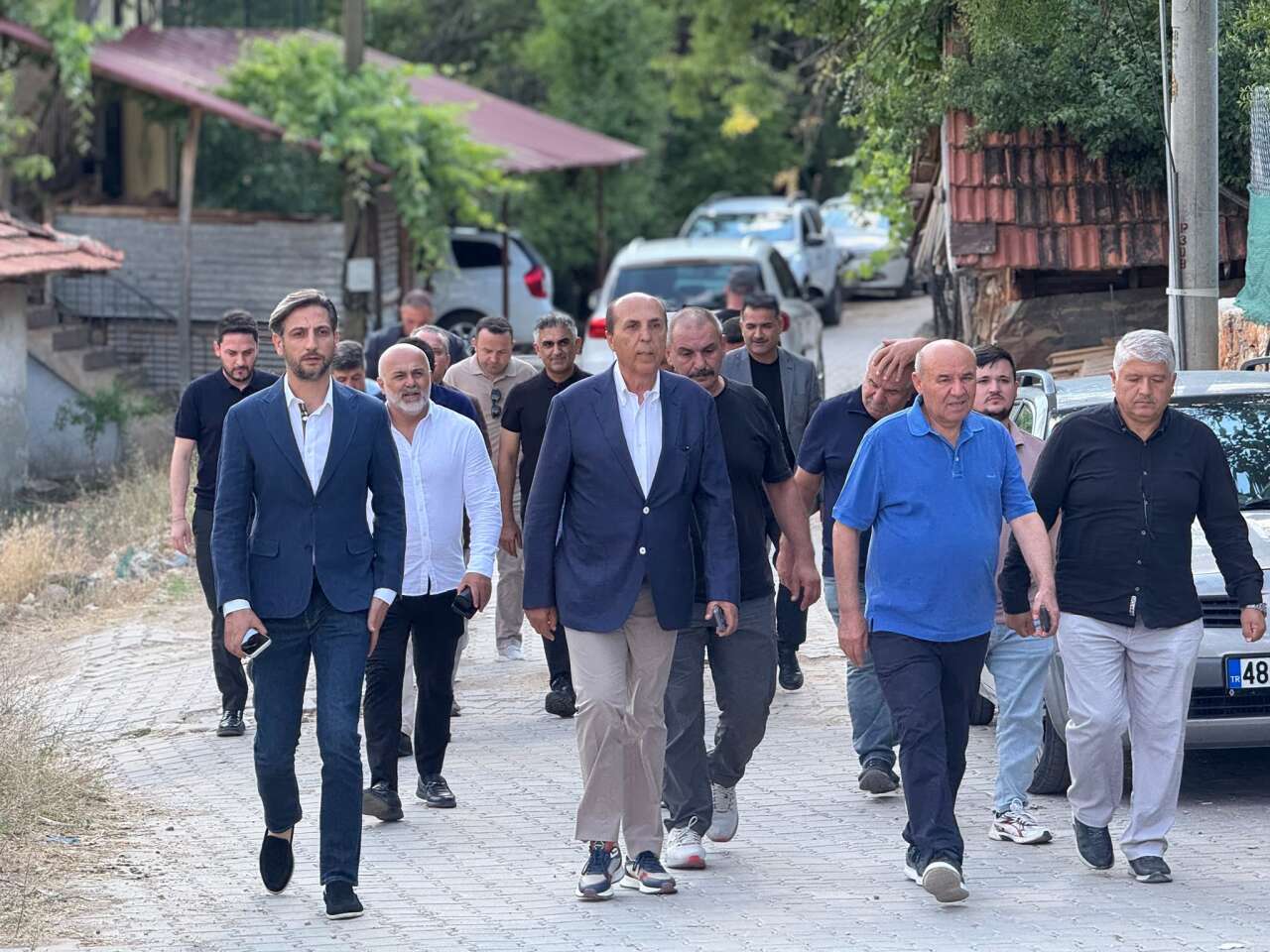 Eski Bakan Fatma Betül Sayan'ın Acı Günü! Halası Kezban Akyol Muğla'da Son Yolculuğuna Uğurlandı 6