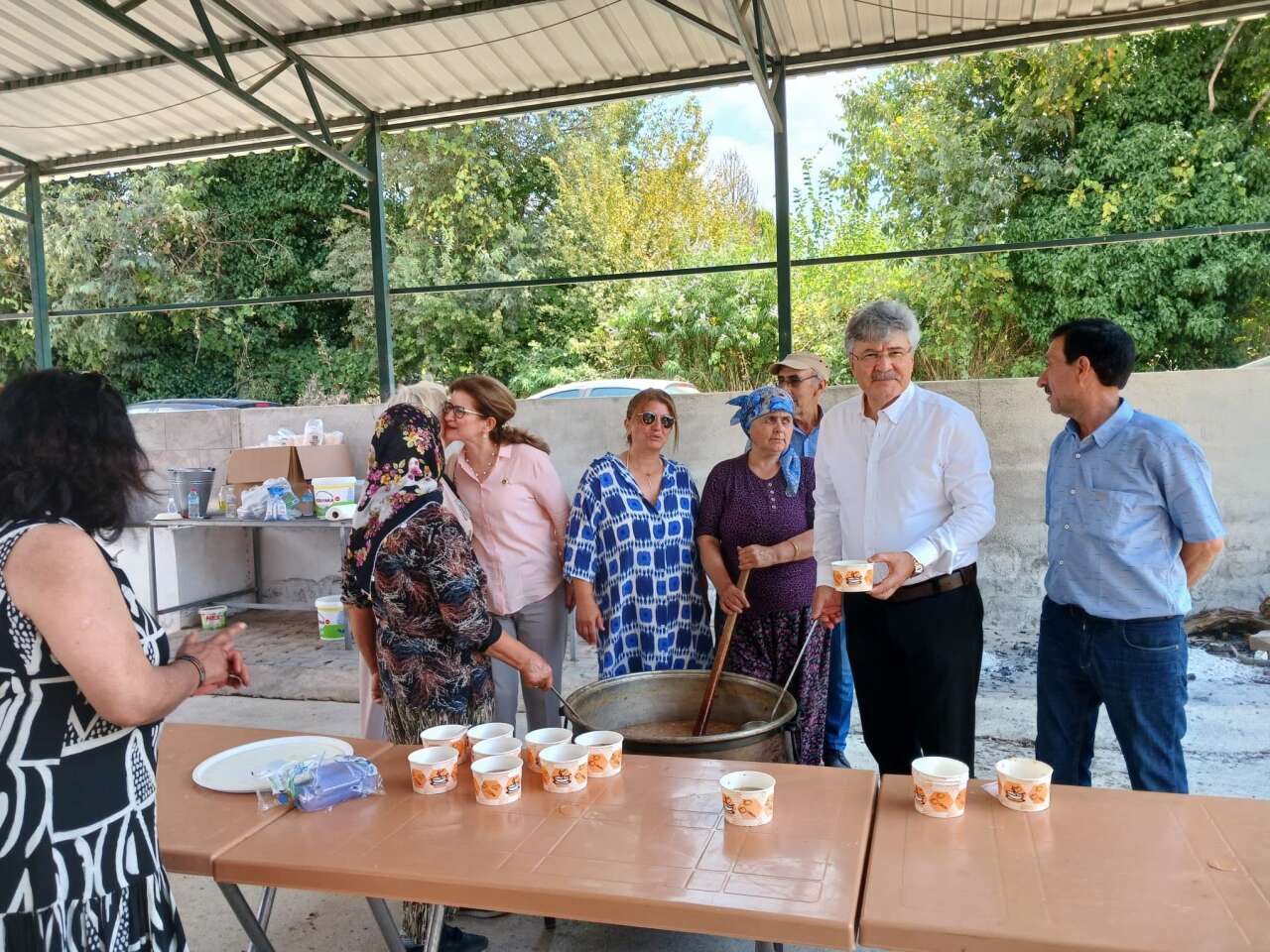 İYİ Parti Ula İlçe Başkanlığı'ndan Aşure Hayrı 1