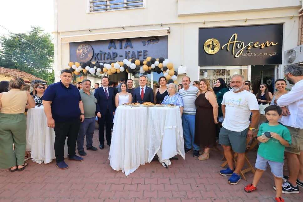 Ula’da Ata Kitap Cafe Hizmete Açıldı 1