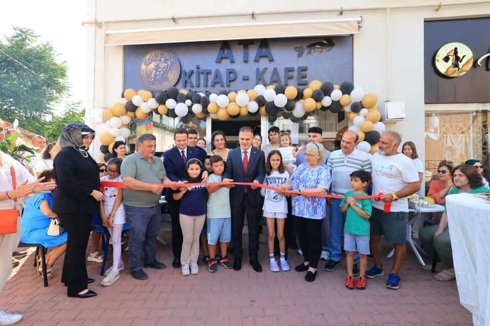 Ula’da Ata Kitap Cafe Hizmete Açıldı 3