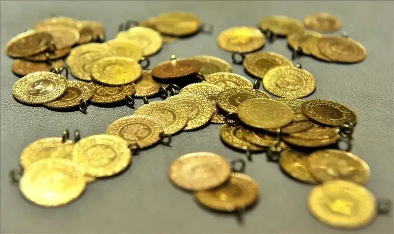 1 Ağustos Cumartesi Hafta Sonu Altın Fiyatları: Gram, Çeyrek ve Cumhuriyet Altını Ne Kadar? 2