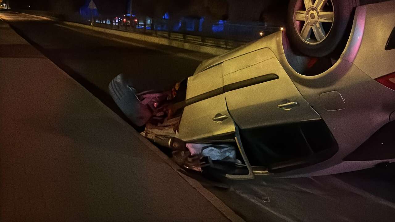 Muğla'da Trafik Kazası: Takla Atan Otomobildeki Sürücü Yaralandı 4