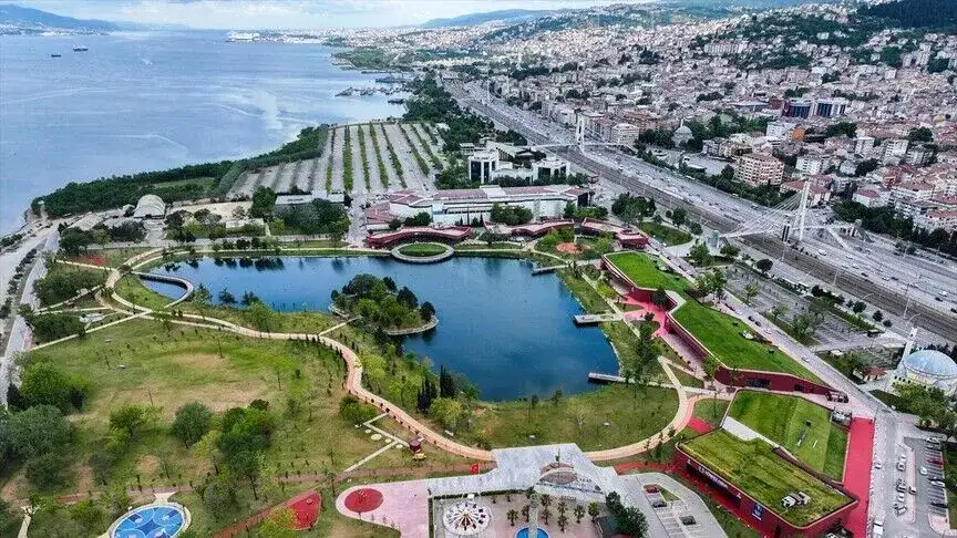 17 Ağustos'tan 27 Yıl Sonra: Acının Ardından Yeniden Yapılanma 3