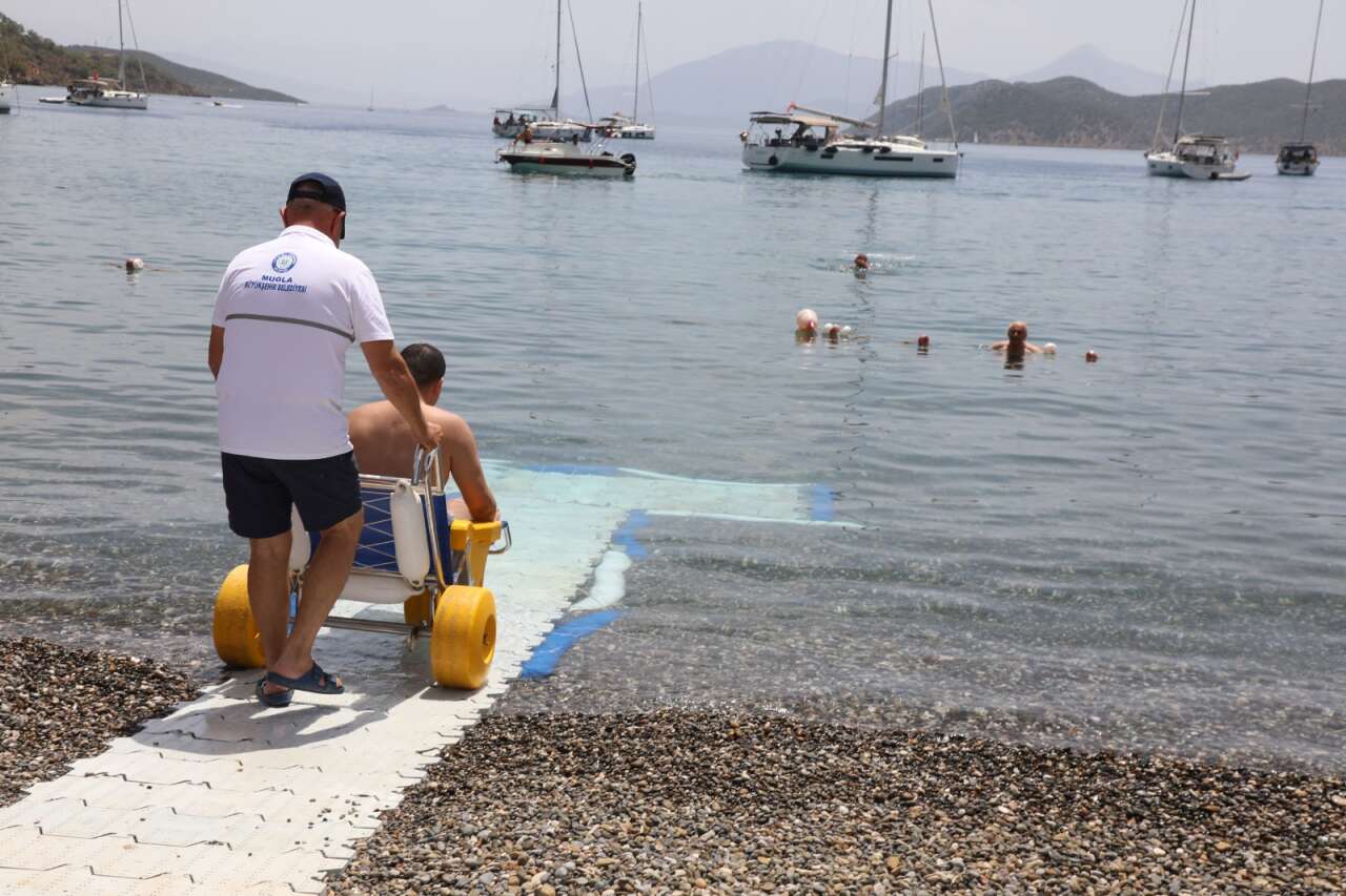 Muğla Sahillerinde Engelsiz Yaz: 23 Plaj Engelli Bireylerin Hizmetinde 4