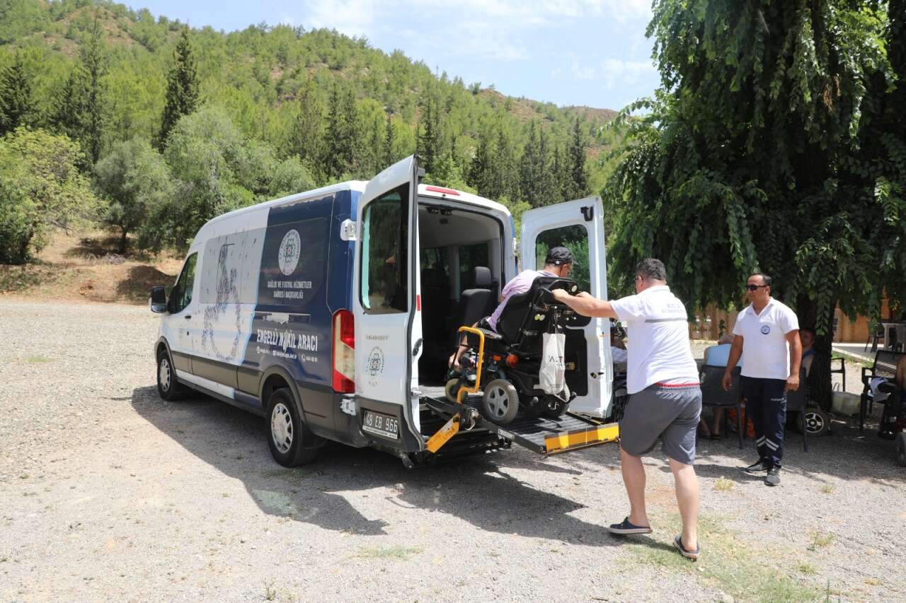 Muğla Sahillerinde Engelsiz Yaz: 23 Plaj Engelli Bireylerin Hizmetinde 2