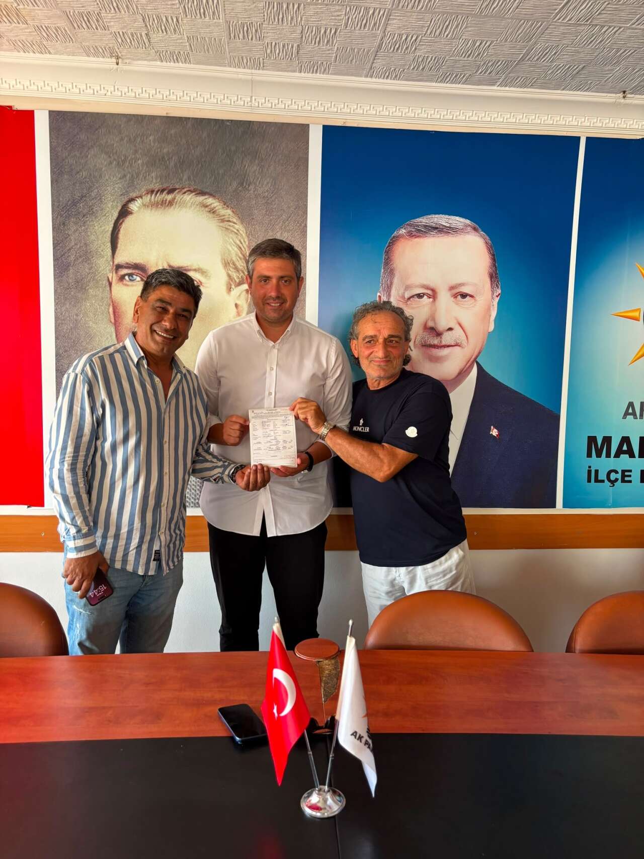 AK Parti Marmaris Teşkilatına İki Emekli Eğitimci Katıldı 1