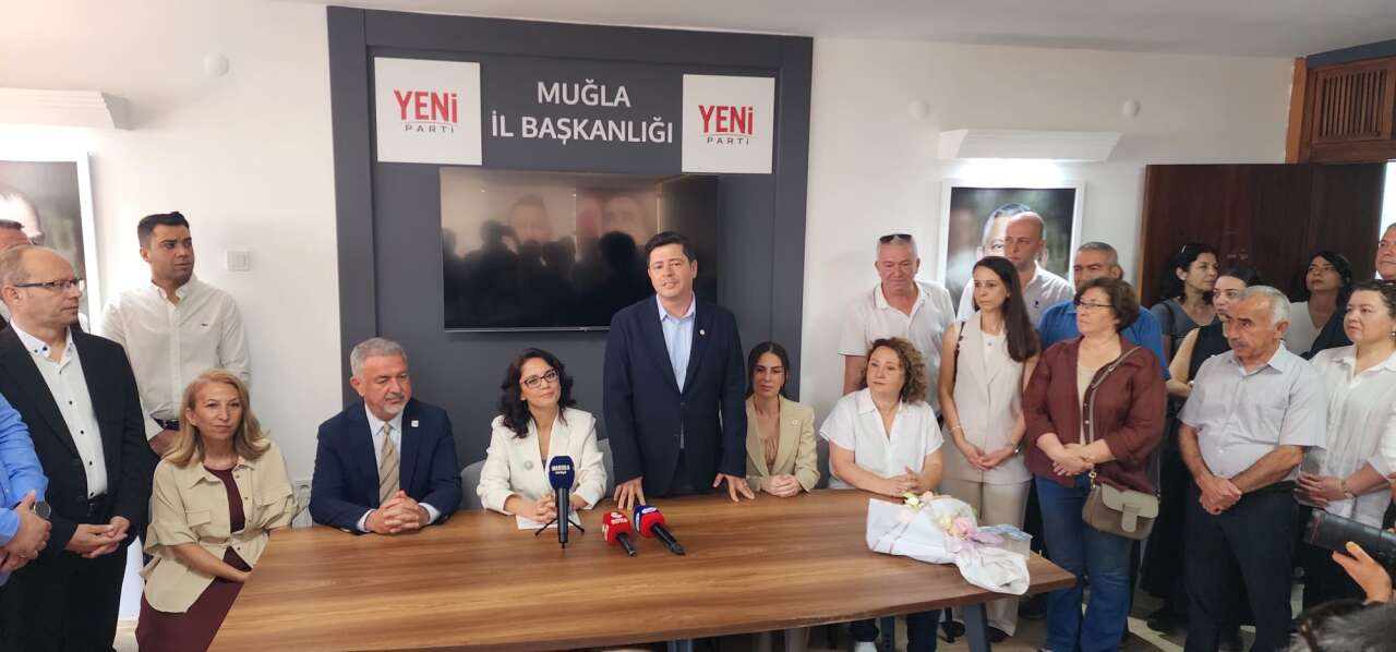 Menteşe Belediye Başkanı Gonca Köksal Aras ve CHP’li Meclis Üyeleri Yeni Parti’ye Geçti 1