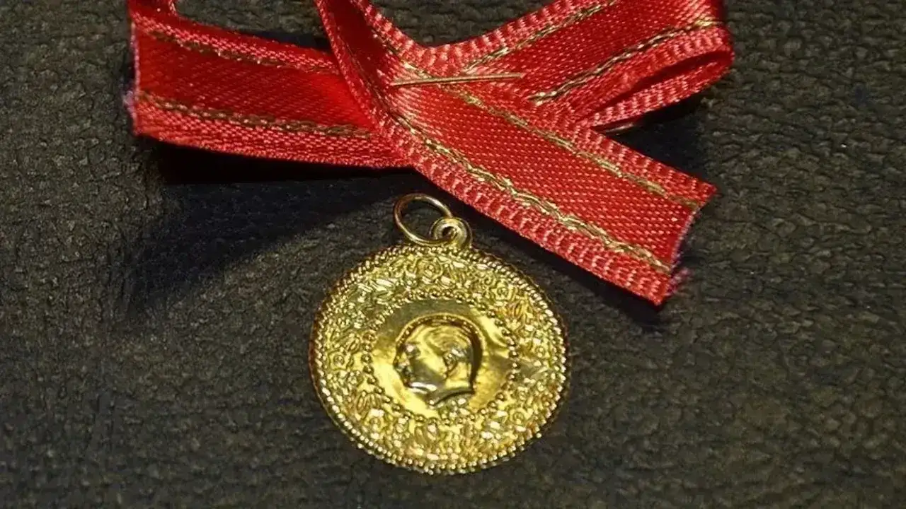 Bugün Altın Ne Kadar? 4 Ağustos 2026 Gram, Çeyrek, Yarım ve Tam Altın Fiyatları 2