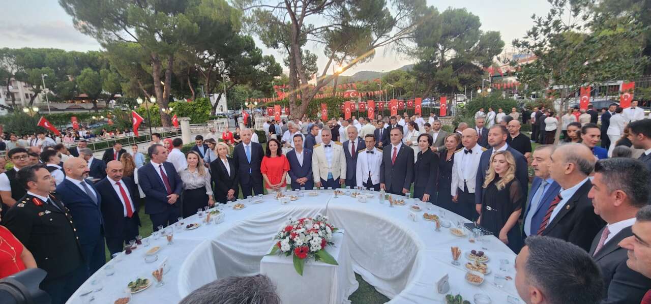 Muğla’da 30 Ağustos Coşkusu Hüzne Büründü: Fener Alayı ve Konserler İptal Edildi 6