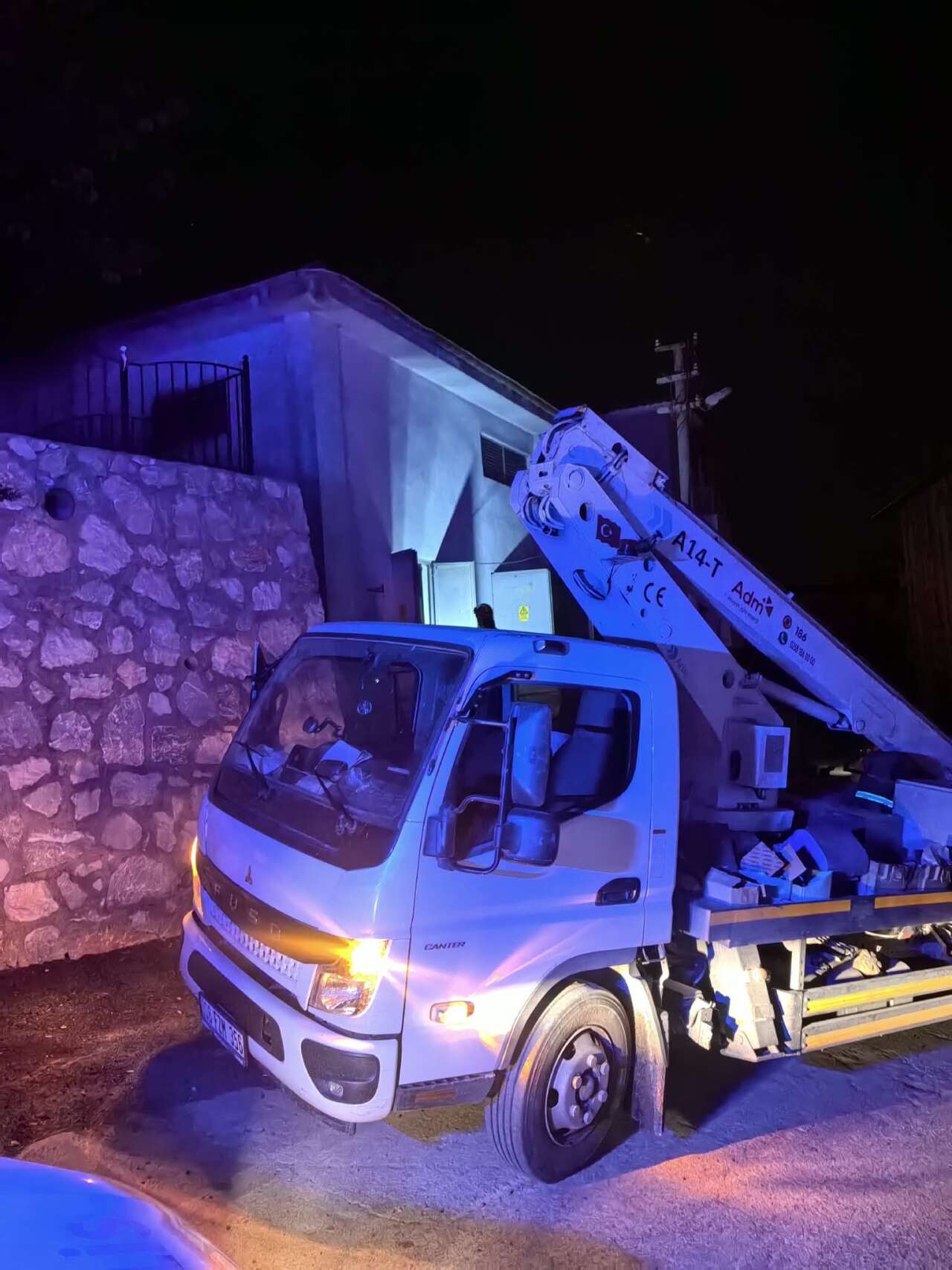 Muğla’da Trafo Yangını, 2 Mahallede Elektrikler Kesildi 1