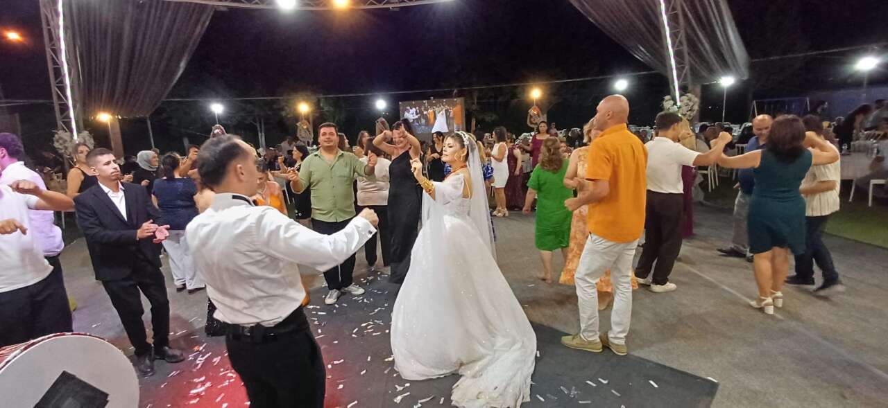 Burak Kezer ve Meltem Akaydın Menteşe’de Dünyaevine Girdi 9