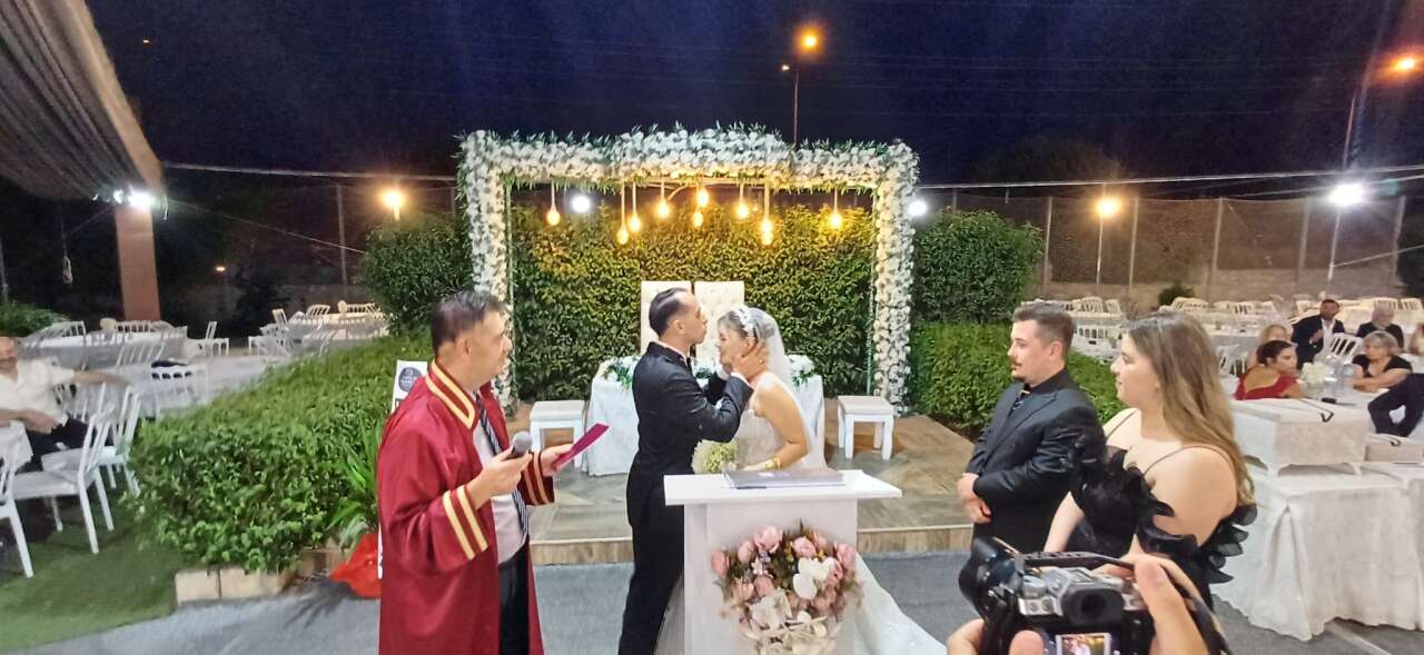 Burak Kezer ve Meltem Akaydın Menteşe’de Dünyaevine Girdi 2