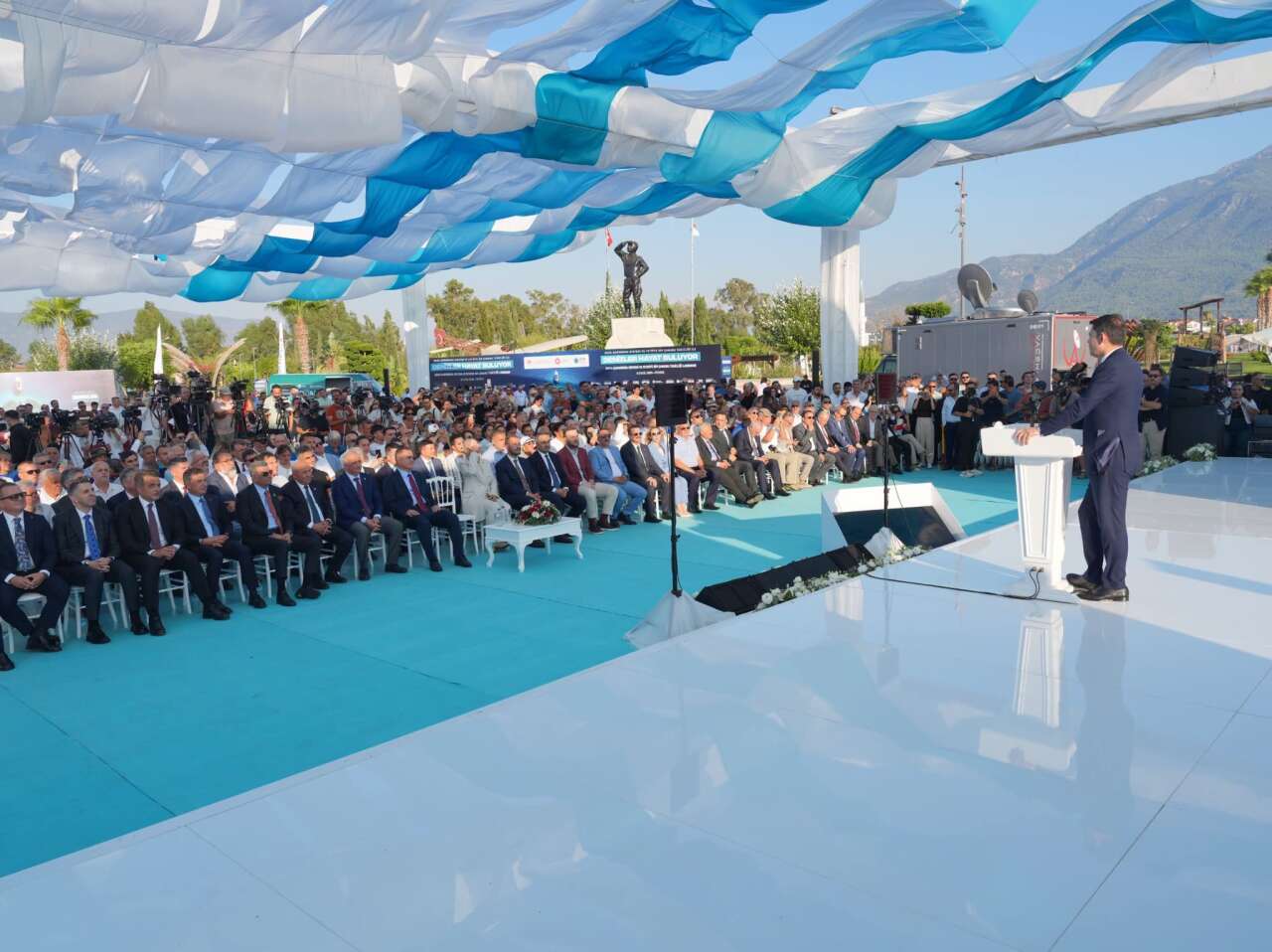 Bakan Murat Kurum Fethiye’de: 16 Milyon Metreküp Dip Çamuru Temizleniyor 1