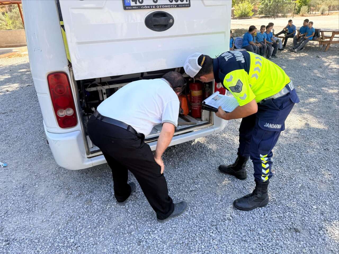 Muğla’da Okul Servislerine Sıkı Denetim: Trafik Ekipleri Sahada 3