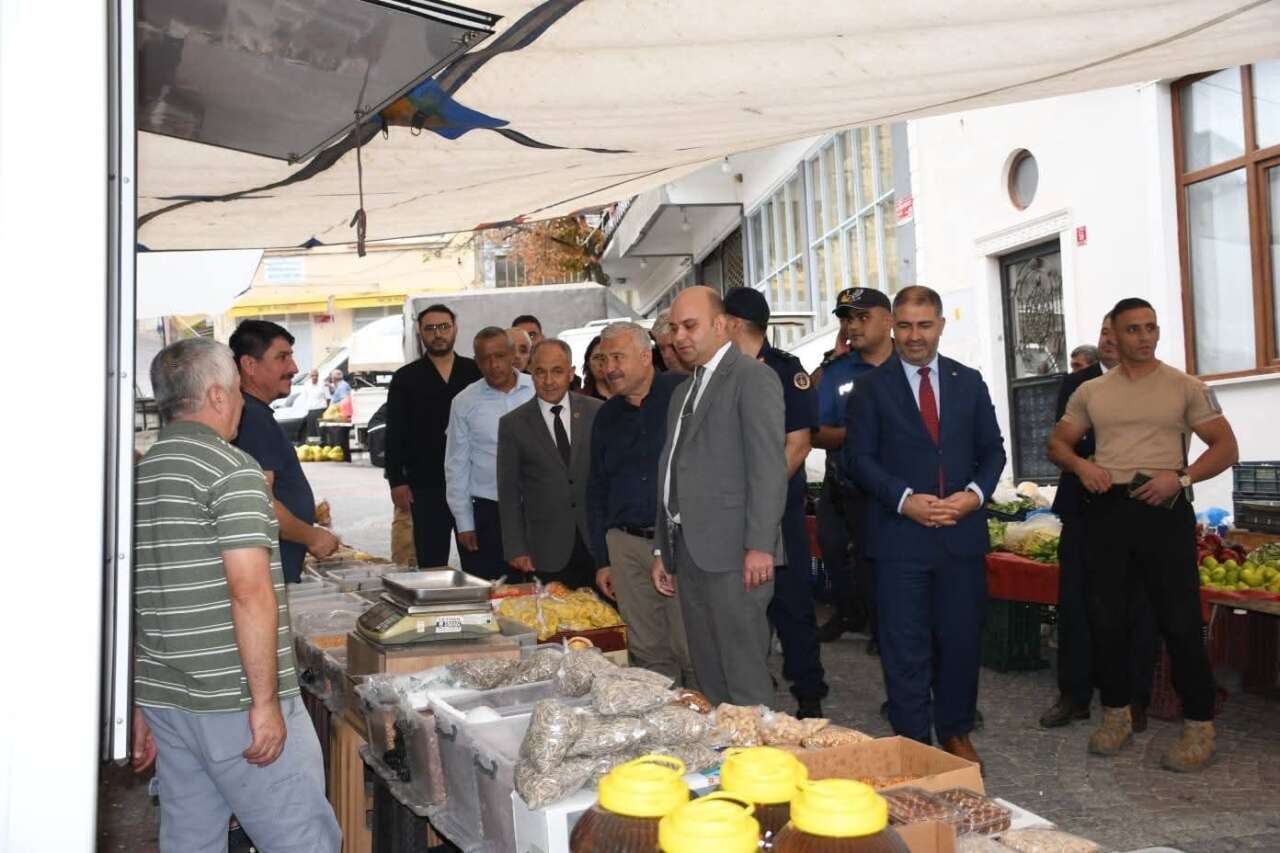 Kavaklıdere’de Halk Buluşması: Kaymakam Karakaya ve Başkan Demir Vatandaşlarla Bir Araya Geldi 1