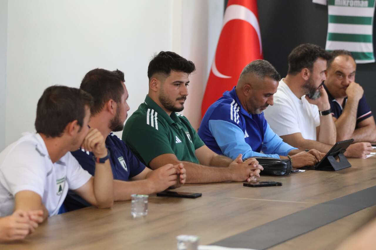 Muğlaspor’da Altyapı Masaya Yatırıldı: Gelecek Dönem İçin Yol Haritası Değerlendirildi 4