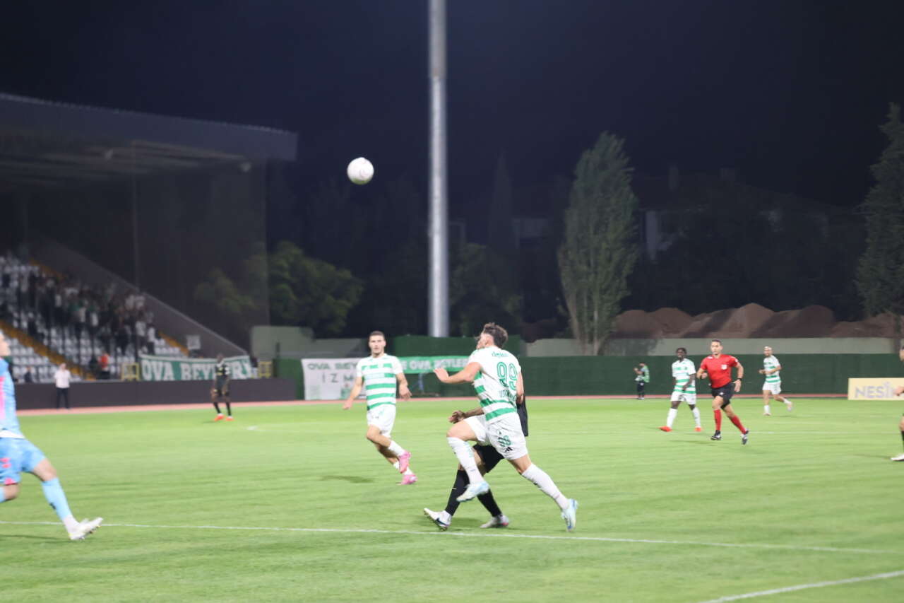 Muğlaspor – Iğdır FK Maçında İlk Yarı 1-1 Sona Erdi: İşte İlk Yarı Özeti 1