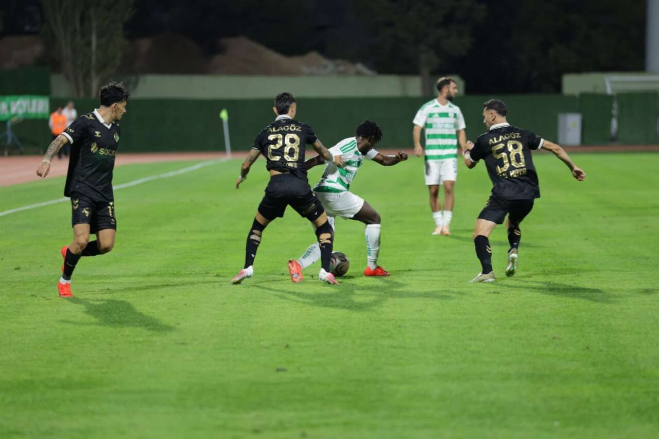 Muğlaspor Son Dakikada Yasin Uzunoğlu ile Kurtardı: Iğdır FK Maçı 2-2 Bitti, Maç Özeti 5