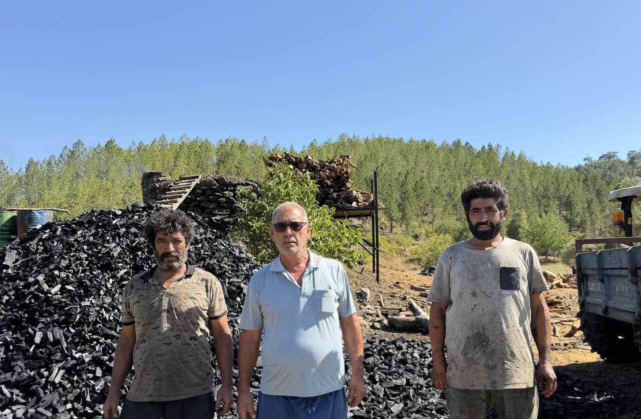 Köyceğiz’de 46 Yıldır Aynı Kazan Yanıyor: İçinden Bakın Ne Çıkıyor 4