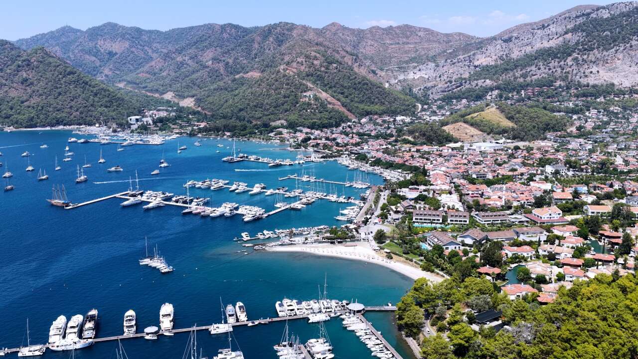 Göcek’te Sıfır Atık Konseptli Halk Plajı Hizmete Girdi 2
