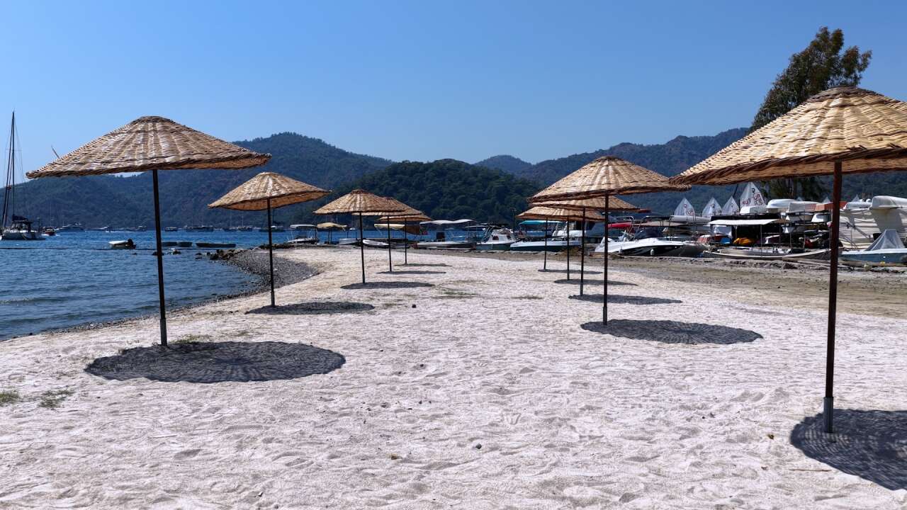 Göcek’te Sıfır Atık Konseptli Halk Plajı Hizmete Girdi 6