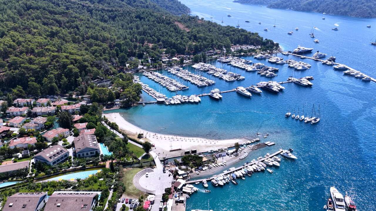 Göcek’te Sıfır Atık Konseptli Halk Plajı Hizmete Girdi 3