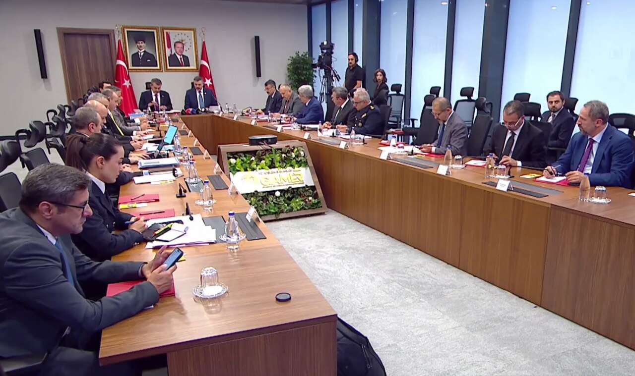 Dr. Vali İdris Akbıyık, Okul Güvenliği Değerlendirme Toplantısı’na Katıldı 2