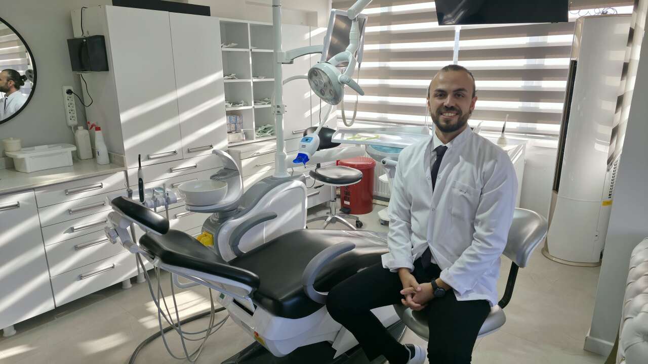 Menteşe Cumhuriyet Caddesi’nde Yeni Diş Kliniği: Sami Erkan Ünal Hizmete Başladı 7