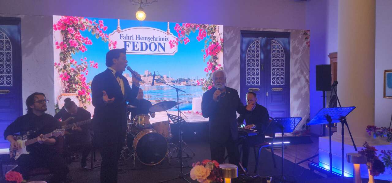 Fedon’dan Törende Yürek Burkan Sözler: “80 Yıl Öteki Olarak Yaşadım” 2