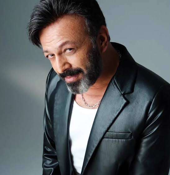Ünlü Oyuncu Serhat Mustafa Kılıç Evinde Ölü Bulundu 2