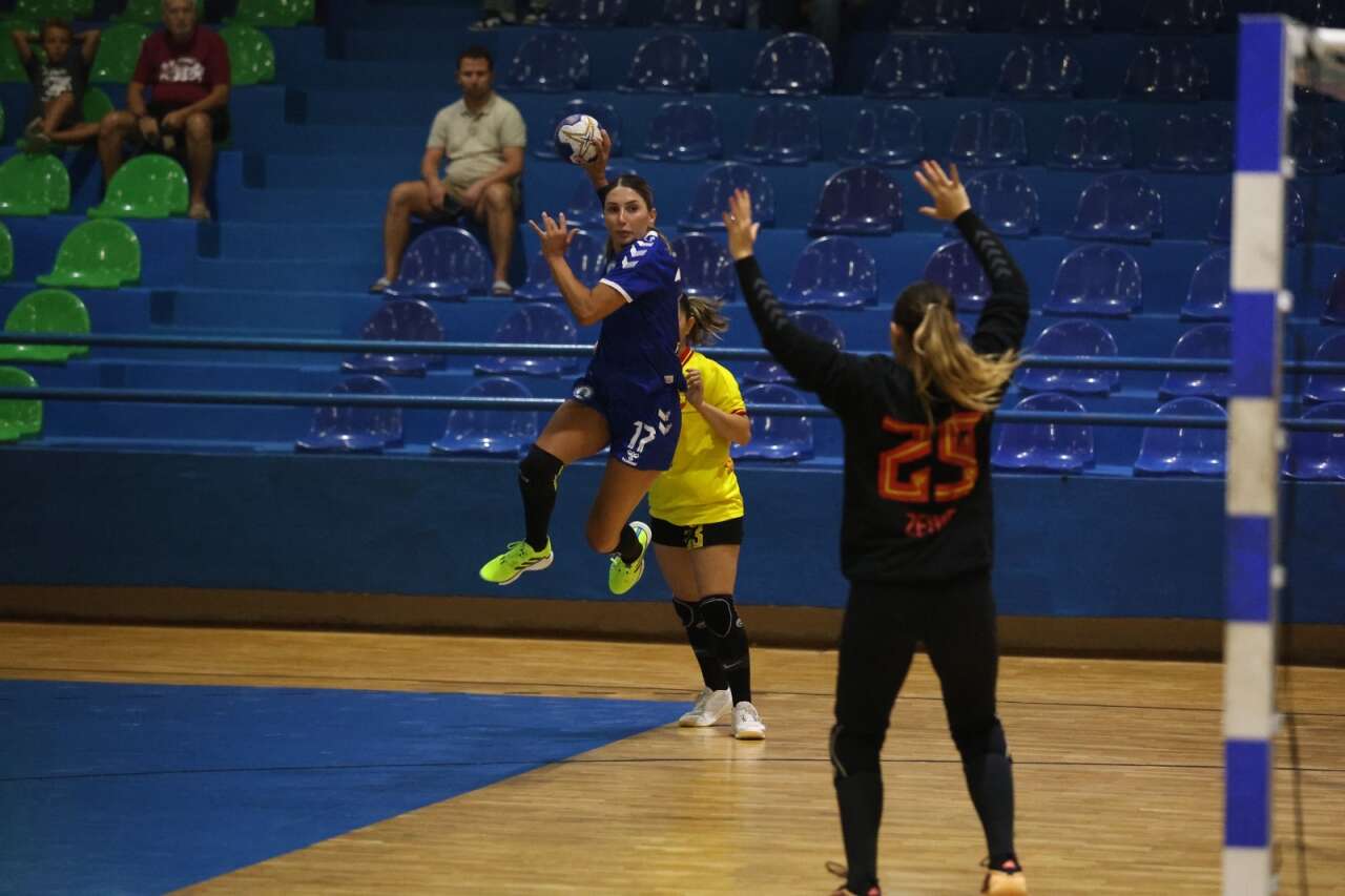 Yalıkavakspor Evinde Kazandı: Göztepe’yi 32-24 Mağlup Etti 4