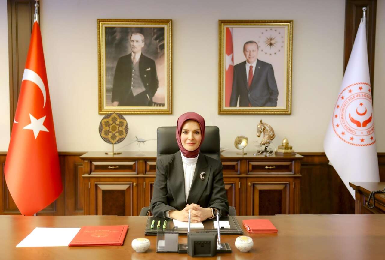 Bakan Bolat ve Bakan Göktaş’tan Fon İddialarına Yanıt 1
