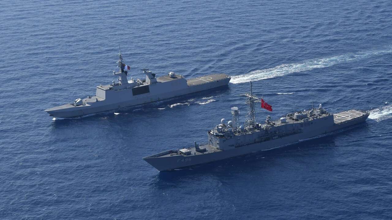 Fransız Fırkateyni Marmaris’te, TCG Gökova ile Ortak Eğitim Gerçekleştirildi 1
