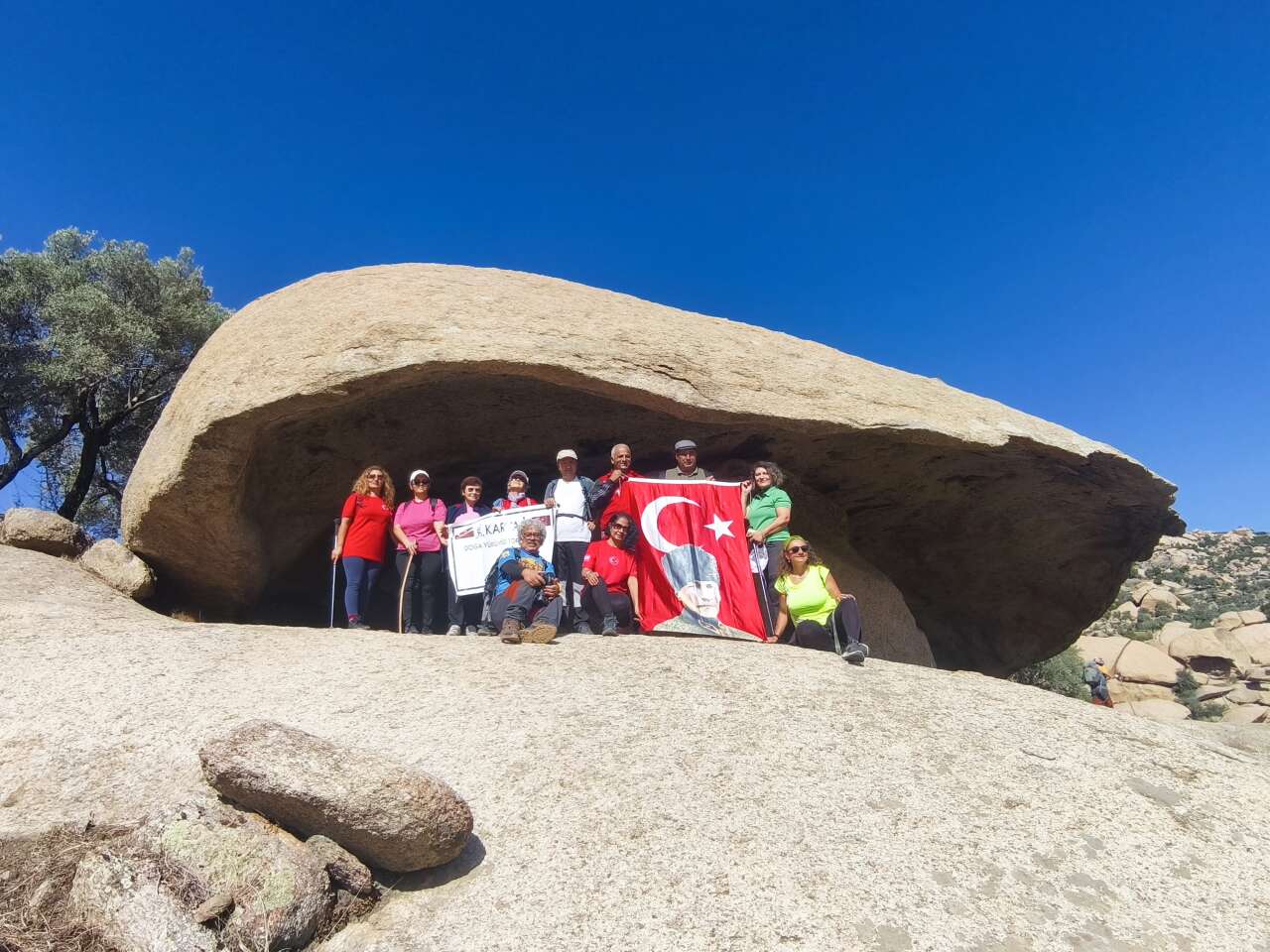 Muğla’da 1 Milyar Yıllık Kaya Oluşumları Keşfedildi 4